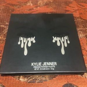Kylie Cosmetics Purple Palette
